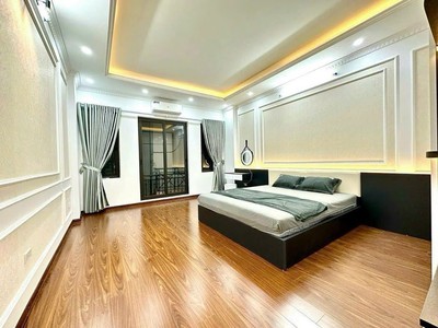 Nhỉnh 10 tỷ nhà vài bước chân là ra công viên cầu giấy, 5t x 40m2. 3
