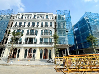 Bảng hàng noble palace đường nối hoàng quốc việt kéo dài lh 0931982626 0