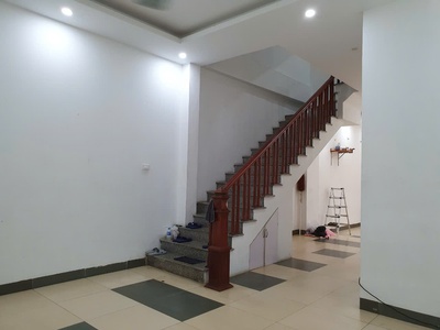 Cho thuê nhà làm văn phòng và kho tại Hà Đông. Gần AEON Hà Đông 0