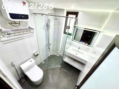 Bán nhà 6 tầng việt hưng   gần chợ, gần đê   nhà đẹp việt hưng   ngõ rộng, oto đỗ cổng   6 tầng ở 4