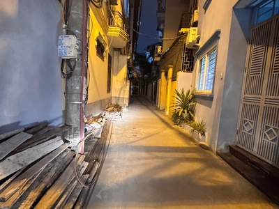 Nhỉnh 2t căn ccmn có sổ đỏ riêng vài bước chân ra công viên cầu giấy, có thể thế chấp vay bank, 2 0