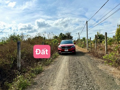 Lô đất đẹp cách tỉnh lộ 5 chỉ 200m tại cuôr knia - buôn đôn chỉ 4xxtr 2