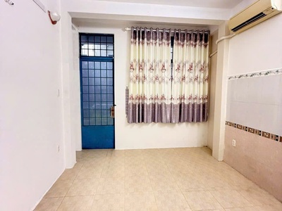 Cho thuê nhà giá rẻ   hoàng văn thụ, p.4, tân bình, tp.hcm 1