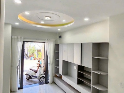 Nhà mặt tiền trung mỹ tây quận 12-dt 8tr/tháng-44m2-3 tầng-4,1 tỷ 0