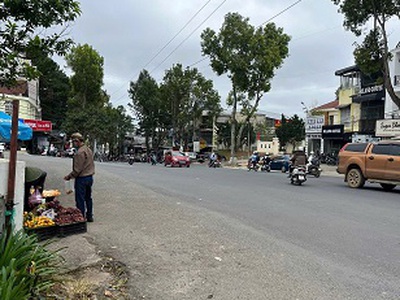 Bán lô đất đẹp gần ngã năm đại học   trung tâm tp. đà lạt 2