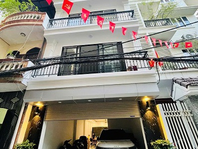 Bán nhà tây hồ phân lô, 3ô tô vào nhà, đường 2 ôtô tải tránh nhau, ô tô 16 chỗ ngủ trong nhà. 0