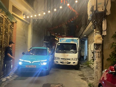 Bán nhà tây hồ phân lô, 3ô tô vào nhà, đường 2 ôtô tải tránh nhau, ô tô 16 chỗ ngủ trong nhà. 4