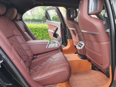 Bán BMW 735i M-Sport sản xuất 2023. Xe Hà Nội cực mới. 10