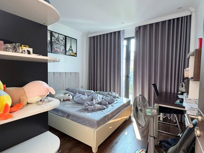 Cần bán 36,8m2 nhà 4 tầng từ tầng 2 xây 40m2/sàn, nhà mặt ngõ 80 Hoa Lâm - Ngay chợ Kinh Doanh 3