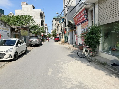 Chính chủ bán 100m2 đất mặt đường Cửu Việt 1, Gia Lâm. Vùng lõi của Xã Gia Lâm 4