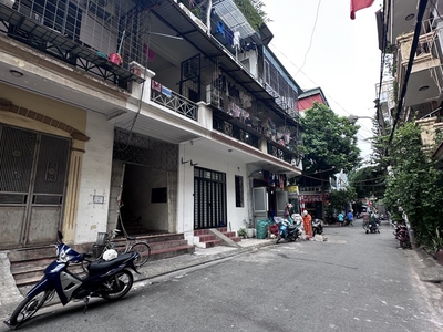 Bán nhà tập thể tam trrinh 120M long lanh hoàng mai 0
