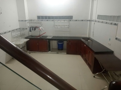 Cho thuê nhà nguyên căn mặt tiền 200m2 Dĩ An, Bình Dương 2