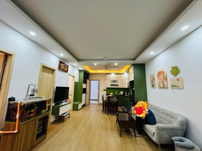 Chính chủ cần bán gấp căn góc 80m2, tầng đẹp khu 6 toà mới chung cư Thanh Hà. 6