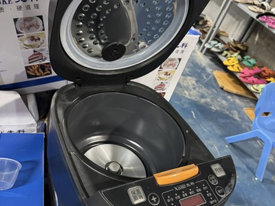 Nồi cơm, ấm siêu tốc - chính hãng. sĩ ạ 8