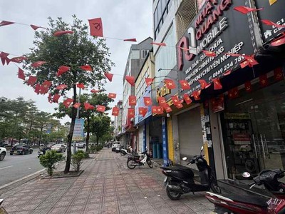 Bán nhà mặt phố ngô gia tự, vỉa hè đá bóng, gần bigc long biên, kinh doanh ngày đêm 0