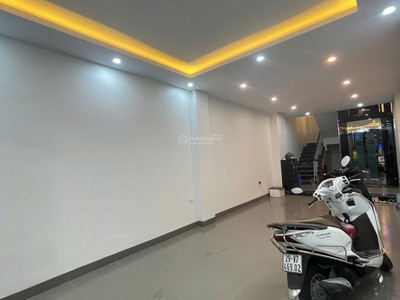 Cho thuê nhà phạm thận duật làm văn phòng t1,2,3  diện tích 50m /1 sàn, mặt tiền 3m85 0