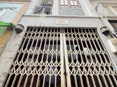 Bán nhà-q10- cao thắng   hẻm liên thông điện biên phủ   3/2 - 4tầng-4pn - sân thượng - nở hậu - giá 0