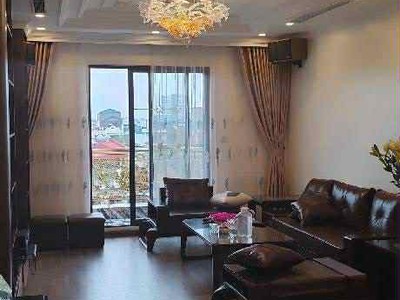 Bán nhà mặt phố ngô gia tự, vỉa hè đá bóng, gần bigc long biên, kinh doanh ngày đêm 3