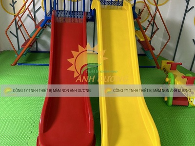 Cầu trượt giá rẻ, cầu trượt hồ bơi, cầu trượt ngoài trời 0