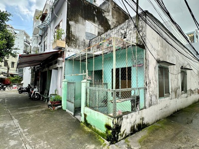 Nhà cấp 4 hxh 4 17m nguyễn thị tần p.chánh hưng  p2q8 4