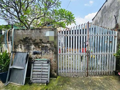 Ngay trung tâm hóc môn, cấp 4 133m  hẻm ô tô. sát chợ hóc môn, giá rẻ chỉ 4,2 tỷ thương lượng. 1