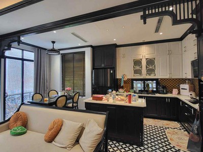 Nhà đẹp hồng tiến, 65m x 5 tầng, mặt tiền 7.4m, gara ôtô, phong cách indochina 1