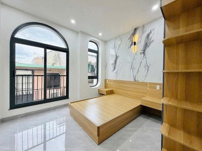 Cực hiếm  view công viên góc 2mt lạc long quân,tân bình  5x11  7 tỷ 3