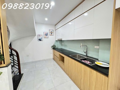 Duy nhất bán nhà ngũ nhạc hoàng mai - 39m2 - 5 tầng - full nội thất - 15m ô tô tránh nhú 7 tỷ 2