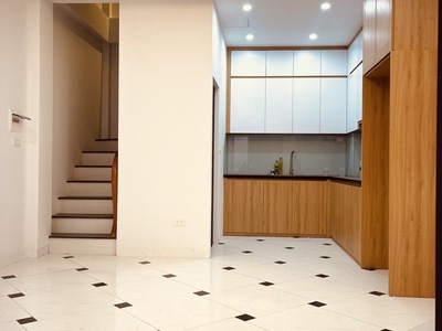 Bán nhà 5 tầng mới xây   ô tô đỗ cổng   liên mạc, thượng cát, bắc từ liêm   nhỉnh 5 tỷ, có thương 0