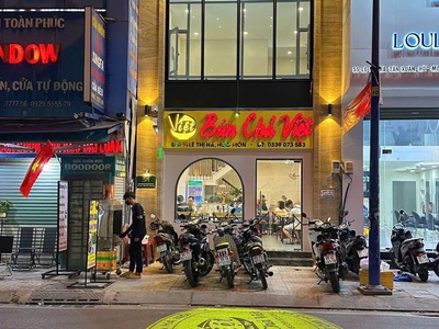 Sang nhượng quán   vị trí đẹp, giá tốt 0