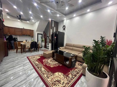 Bán nhà 268 ngọc hồi sđcc 5 tầng x 30m2, 3 ngủ, 4 wc, full đồ ở ngay 0