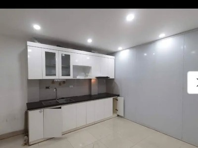 Mặt phốtây kết, thang máy  50m  x 5.5 tầng thông sàn, kd vp, spa, trung tâm dạy học 1