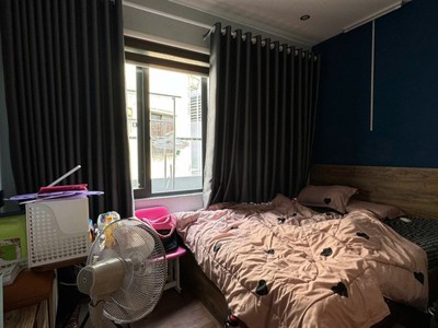 Bán nhà phòng ngủ 2 wc 2 trệt lầu bông sao nhà còn mới đẹp donj vào ở nhỉnh 4 tỷ 1