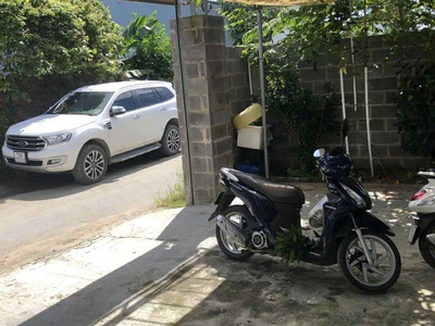 Bán nhà diên toàn-diên khánh -dt: 188m2 ngang 8m nở hậu -hướng bắc -hiện trạng đường 6m ô tô né 4