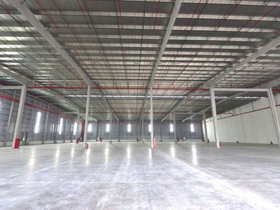  Cho thuê kho, nhà xưởng dt từ 2.500M    8.000M  trong KCN giá từ 50k 2