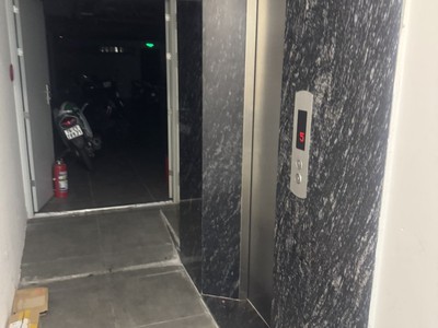 Nhà dòng tiền tốt nhất trung tâm, mt đường 7.5m sát nguyễn hữu thọ, 142m2, 6 tầng, 23 căn hộ mới 4