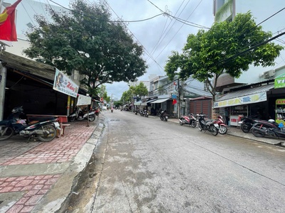 Bán đất mặt tiền đường 13m hương lộ, ngọc hiệp   khu dân cư sầm uất 2