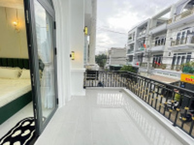 Bán nhà đẹp hai mặt tiền ở đường dương quảng hàm. phường 5,gò vấp giá chỉ 11 tỷ 900 triệu 1