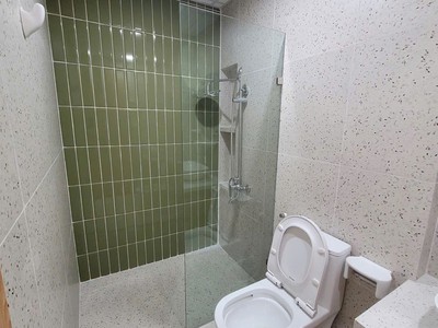 Mình cho thuê nhà mới, hai cửa đi, 101m2  5t  vỉa hè, minh khai-30 tr 1