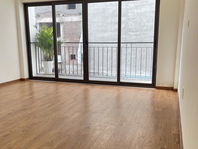 Nhà đẹp mới xây - khu phân lô vip đức giang 45m  - gần kđt bình minh gardent - 6 tầng thang máy, 2