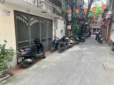 Chính chủ cho thuê tầng 1 nhà 102 d7 phương mai, ngõ 91/1 đường lương định của, hà nội 1