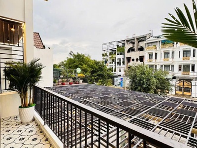 bán nhà mặt tiền đẹp   đường 4 làn xe   p. thạnh xuân, q.12 2