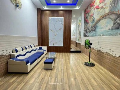 Bán nhà - bình tân - hxh - 4 tầng - 5 phòng ngủ -  60m2 -  nhỉnh 5 tỷ 1