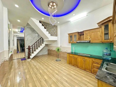 Bán nhà - bình tân - hxh - 4 tầng - 5 phòng ngủ -  60m2 -  nhỉnh 5 tỷ 3