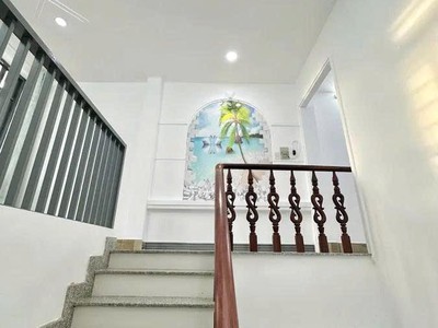 Bán nhà - bình tân - hxh - 4 tầng - 5 phòng ngủ -  60m2 -  nhỉnh 5 tỷ 2