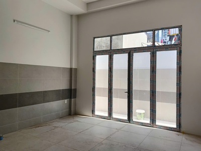 Bán gấp chdv lê trọng tấn gần khu công nghiệp tân binh 100m2,5 tầng thang may 10tỷ 4 2