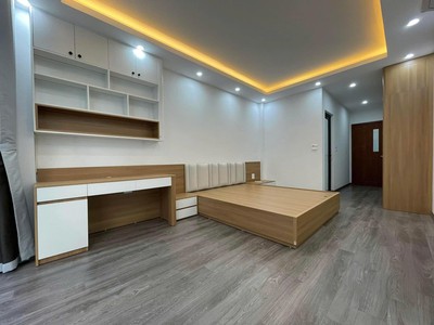 Siêu phẩm hoàng như tiếp-lbiên 50m,6 tầng,thang máy,full nthất,ngõ thông,nhỉnh 12 tỷ 2