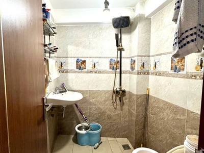 Bán gấp nhà hẻm phạm văn bạch, tân bình,dt4,2 x 15m, 2 tầng, 2pn,2wc. 4