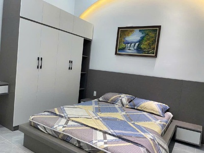 Bán gấp nhà hẻm phạm văn bạch, tân bình,dt4,2 x 15m, 2 tầng, 2pn,2wc. 3