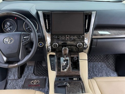Bán Toyota Alphard sản xuất 2022, lăn bánh 2 vạn km, full lịch sử hãng 8